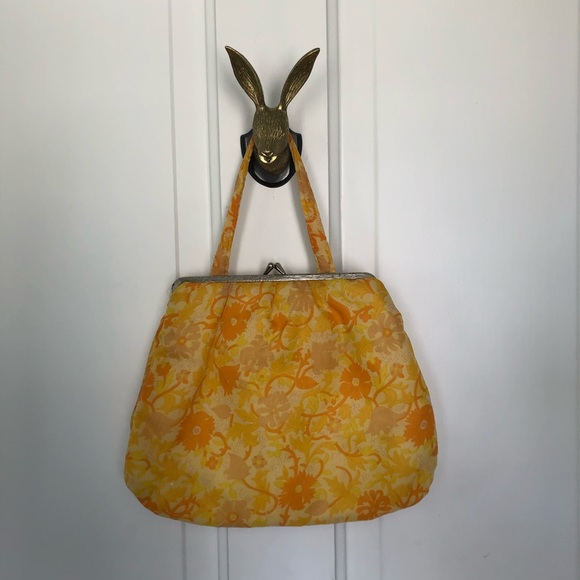 Vintage Handbags - 🌼 Vintage Flower Purse